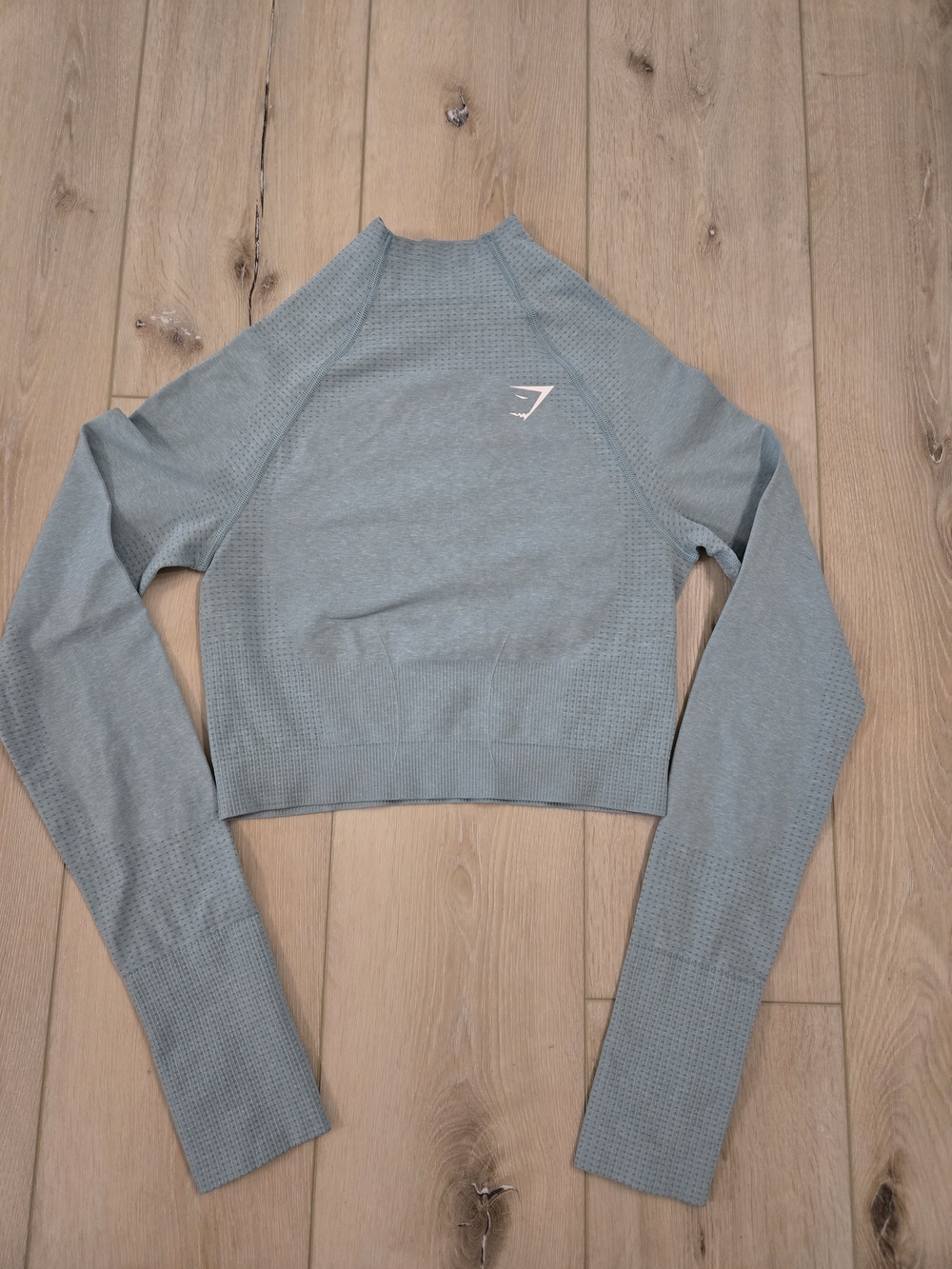 Gymshark Women's Long Sleeve Seamless Crop Top in Sage